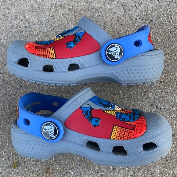 DC Comics BATMAN CROCS / Size 4/5 - Picture 5 of 8